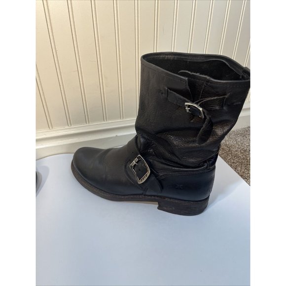 Frye Women’s Veronica Short Black Leather Buckle Moto Boot Size 8 - Picture 8 of 14